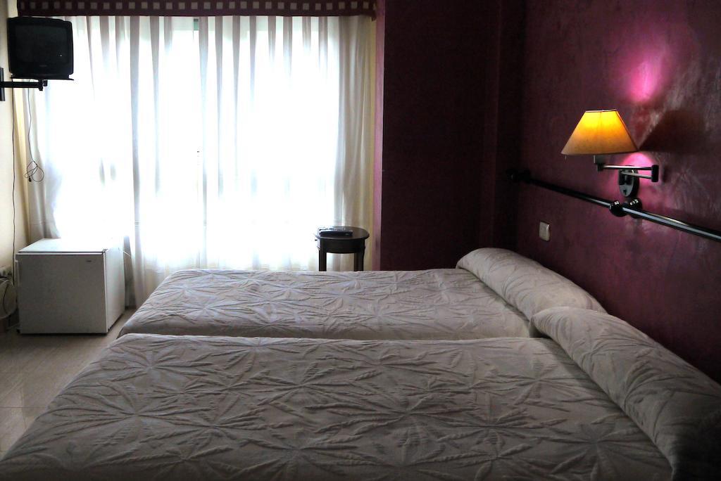Hotel Lena Pola de Lena Δωμάτιο φωτογραφία