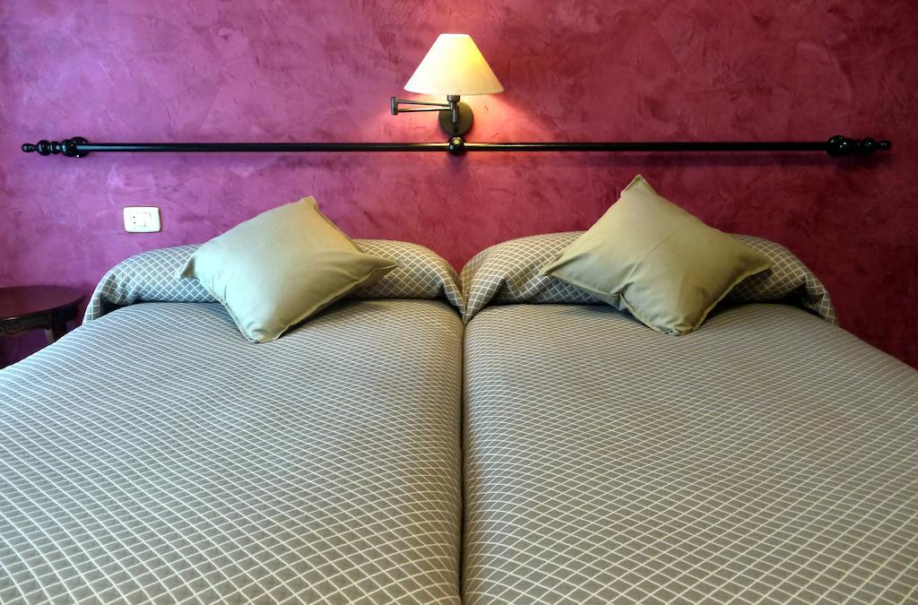 Hotel Lena Pola de Lena Δωμάτιο φωτογραφία